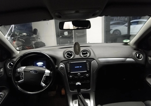 Ford Mondeo cena 33900 przebieg: 211862, rok produkcji 2014 z Janowiec Wielkopolski małe 742